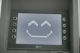 公益广告《取款机爸爸》，讲述父爱的伟大，最爱我们的人是父母！