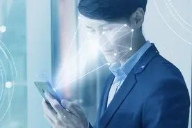 想不想知道自己像哪个明星？用微信拍一下就可以，我也才知道