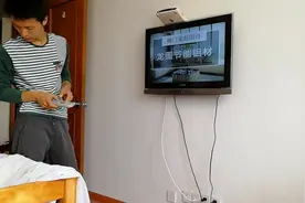 电视机挂多高合适？上次安装师傅没挂牢，碰掉下来了差一点没摔坏