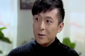 妻子假装不会做饭，让老公吃泡面吃到吐，不料今天回家一显厨艺！视频封面