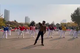 赵力民老师编舞的广场舞《我和我的祖国》简单易学跳起来