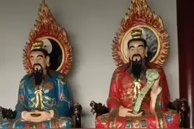 三清，道教的三位至高神。总称为“虚无自然大罗三清三境三宝天尊视频封面