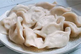 包饺子，和面有技巧，记住几点，个个劲道不破皮，详细讲解整过程视频封面