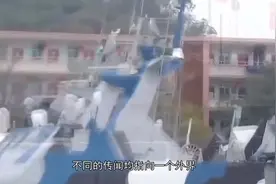 022导弹艇再亮相，粉碎退役谣言，8发导弹齐射，航母也怕视频封面