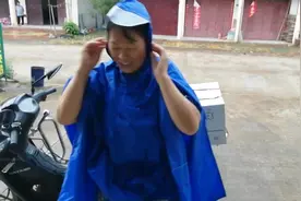 农村小店也有烦恼，看看农村大嫂是怎么对待她的职责！视频封面