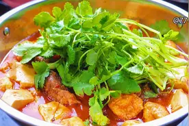 新年吃牛肉牛气冲天，先卤再烧吃火锅，牛肉百搭做法，值得收藏视频封面