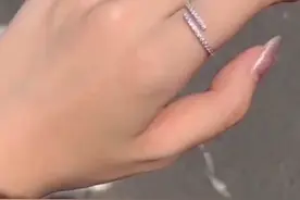 别虚情假意的跟我说对不起，你滚就是最好的结果。