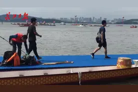 武汉东湖：龙舟赛“小木舟”并非木质，一条价值3万视频封面