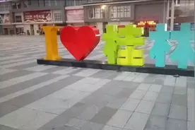 桂林德天广场为什么在桂林有名，原来这里有好多好玩的，你去过吗