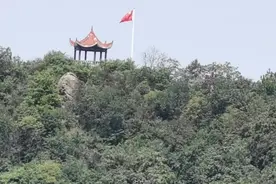 荣耀30拍摄远景，50倍超远变焦，几公里外的观望亭依然清晰视频封面