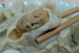猪肉水饺的制作过程，从合面到调馅详细讲解，而且不破皮，还筋道