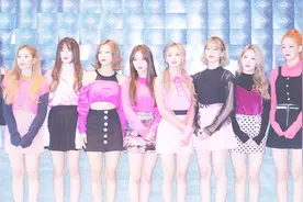 韩女团fromis_9练习生时期的训练 跟着她们做掉秤见腹肌不是梦！视频封面