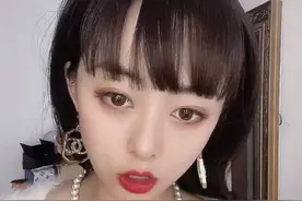 香奈儿饰品开箱
有关于2020chanel 秋冬 腰链 项链
2021春夏新款视频封面