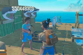 木筏求生-大海生存第99期 1分钟把野猪杀死 感觉自己好帅啊