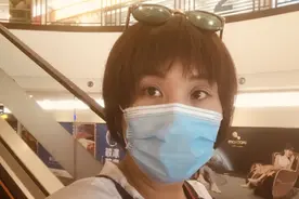 遠嫁的无奈小侄子月底16歲成人禮一個微信讓姑姑馬上去買禮物视频封面