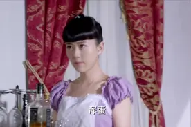 女子在赌场上班，因太痛恨日本人，给同胞发同花顺！