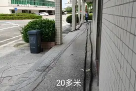 今天来装饭堂的空调，加了20多米长铜管。还是不太满意视频封面
