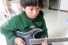 十岁小孩 电吉他独奏 加勒比海盗 主题曲【he's a pirate】