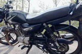 摩托车使用年限超10年就强制报废？还能开吗？视频封面