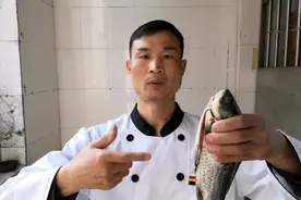 林哥分享一道：“剁椒鱼”的特色做法，味道很赞，年夜饭必备菜