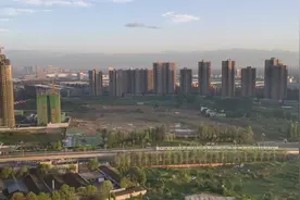 成都的北门，200公里外的雪山清晰可见，大家觉得发展怎么样？视频封面
