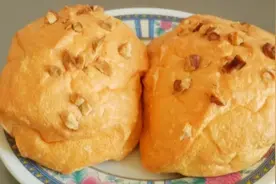 云朵舒芙蕾，食材简单，做出的蛋糕，香甜绵软像云朵，入口即化