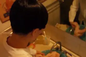 女子借50万给闺蜜 谁知闺蜜竟借着还款的理由 拿走了借条和钱视频封面