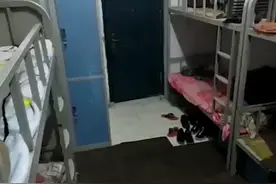 你们却把我当成你们的爸爸
