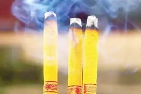 为什么烧香只能烧3根，你知道其中寓意吗？原来这大有讲究视频封面