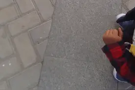 走出自己的步伐视频封面