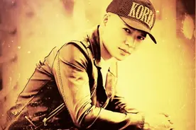 天等人原创流行歌曲《分开了以后》