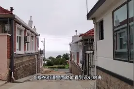 青岛景区海边今年15万就能租个300平三层的看海民宿别墅，敢租么视频封面