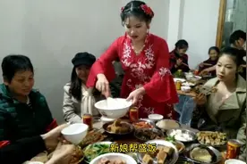 实拍广西嫁女习俗，新郎迎接新娘场面很热闹视频封面