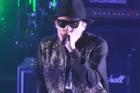 《反叛的鲁路修》主题曲 《COLORS》，这首动漫主题曲太高能了