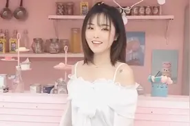 美女翻唱《宠坏》太好听，可不可以你把我宠坏，坏到我谁都不爱！