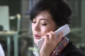 总裁夫人担任丈夫生活秘书，趁秘书不在，偷偷查看电脑发现大秘密视频封面