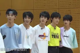 TF家族彩虹屁现场，三代对师兄说了什么，粉丝：一句话得罪很多人