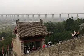 就在陕西和山西交界处！～黄河，高原，长桥，景色美不胜收视频封面