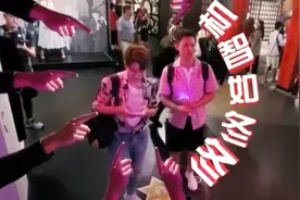 陈学冬夸baby：本人比蜡像好看一万倍！杨颖开心的直接发红包视频封面