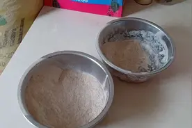 苦荞粉的三种做法简单又好吃，在家自己就可以做。