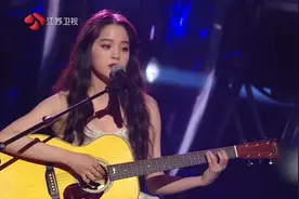 欧阳娜娜现场演唱《Loving you+春风吹》，人美歌甜惊艳全场！