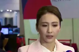 47岁黎姿晒泳装照，身材凹凸有致，退出娱乐圈后的她更显年轻了？视频封面
