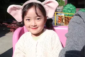 儿童节快乐 ！是我们微信表情包上看着长大的小孩了！可爱到爆炸视频封面