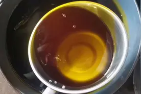 云南楚雄农村纯菜籽油的品质是这样的视频封面