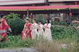 贵州农村婚礼新玩法，婚礼摄像不能单简跟拍记录，也可以这样拍视频封面