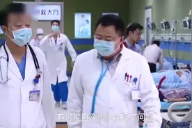 女儿得了急性白血病，幸亏父亲有先见之明，存了脐带血，救了女儿视频封面