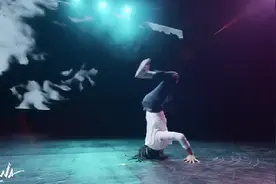 现场表演：16岁颜值少女，超强实力碾压！视频封面