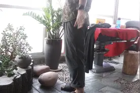 夏天学生党日常出街搭配推荐 哥伦比亚户外防水裤加衬衣走一波！视频封面
