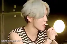 鹿晗邓超李晨合唱《超级英雄》，跑男的各种画面瞬间涌上脑海视频封面