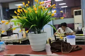 实践经验教你跟房东谈租金！转店铺转让费不吃亏的正确方案。